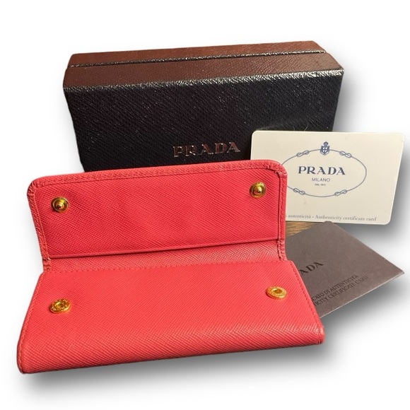 PRADA⭐️ PINK BOW, SAFFIANO LEATHER KEY RING WALLET WITH BOX & COA - Picture 7 of 15